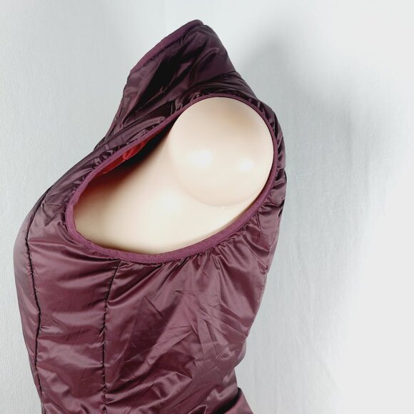 Lululemon Women's Pep Red Layer Up Sleeveless Thermal Puffer Vest Size 6 - Picture 7 of 15